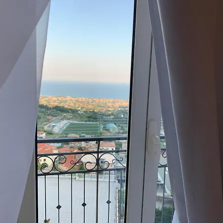 Il Nido Delle Rondini Apartment Formia Exterior photo